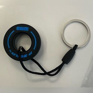 F1 Car Tyre Keychain Motorsport Souvenirs Gifts Key Ring Racing Accessory Gadget